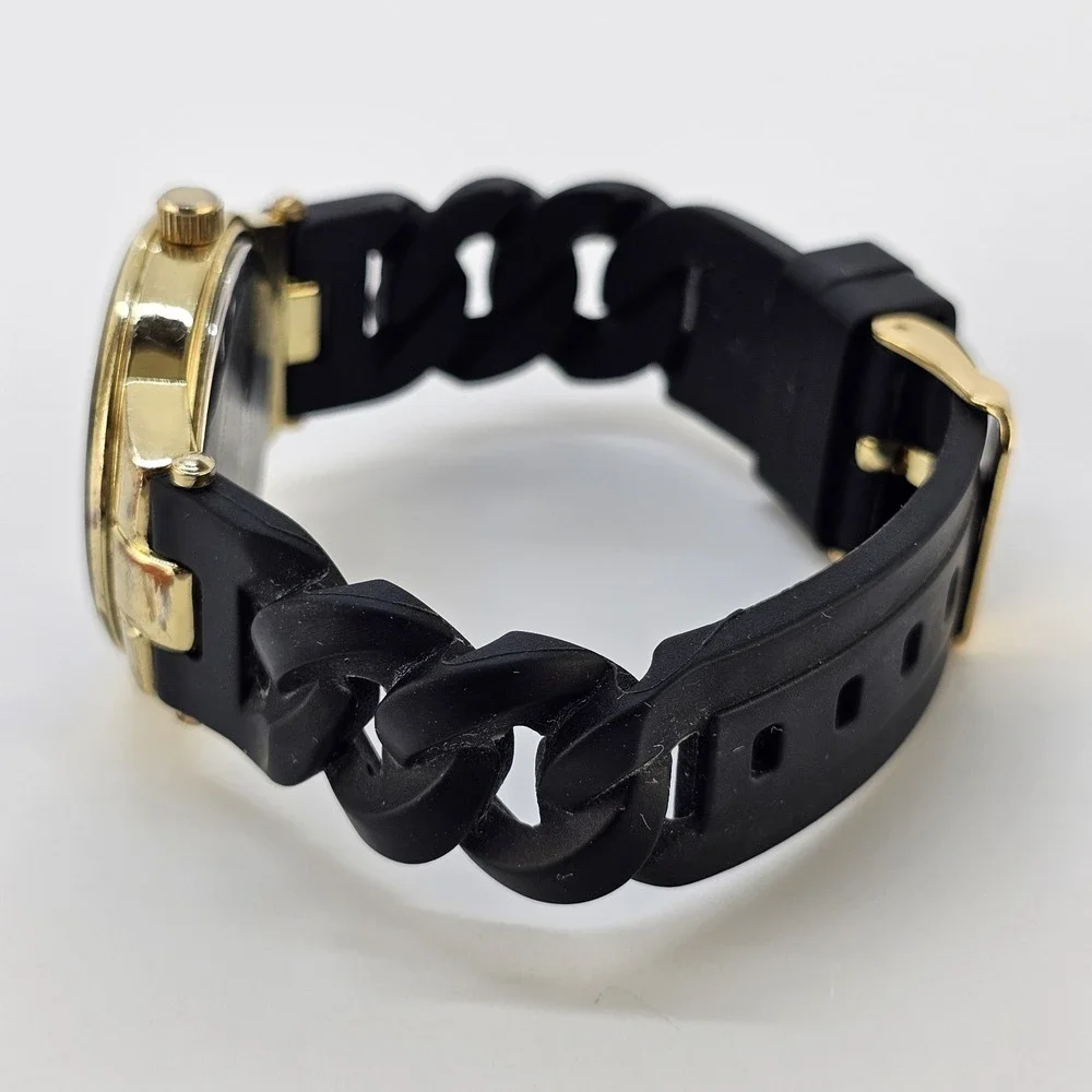Women's Analog Watch 36MM Black Dial Black Plastic Bands NEW Battery